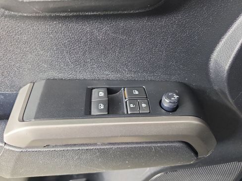 Used 2022 Toyota Tacoma SR5 w/ SR5 Appearance Package (SM) RWD image 15