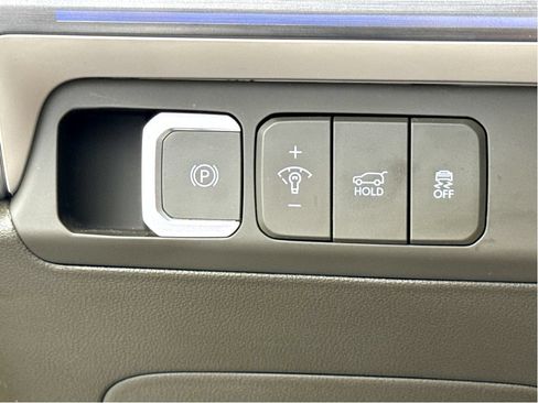 Used 2025 Hyundai Santa Fe Calligraphy AWD/4WD image 13