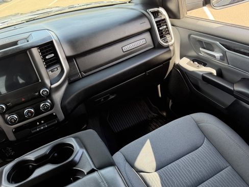 Used 2021 RAM 1500 Big Horn image 17