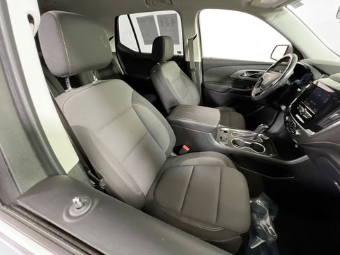 Used 2020 Chevrolet Traverse LT image 26