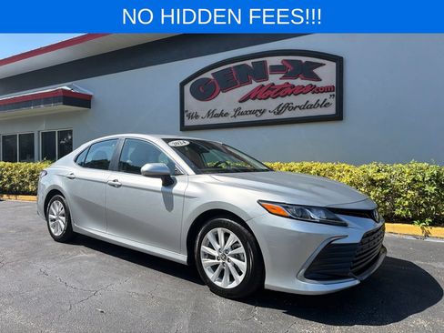 Used 2024 Toyota Camry LE FWD image 1