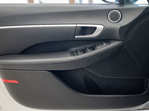 Certified 2025 Hyundai Sonata SEL FWD image 8
