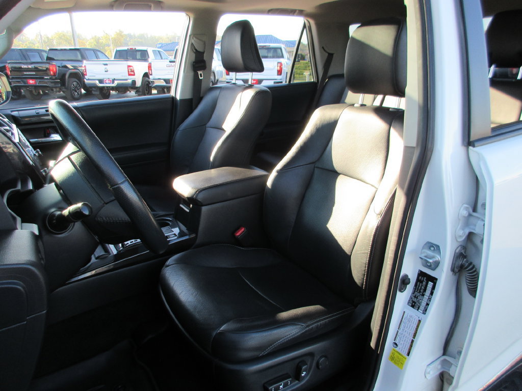 Used 2021 Toyota 4Runner Nightshade AWD/4WD image 21