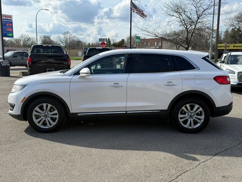 Used 2017 Lincoln MKX Premiere image 8