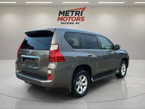 Used 2010 Lexus GX 460 image 5