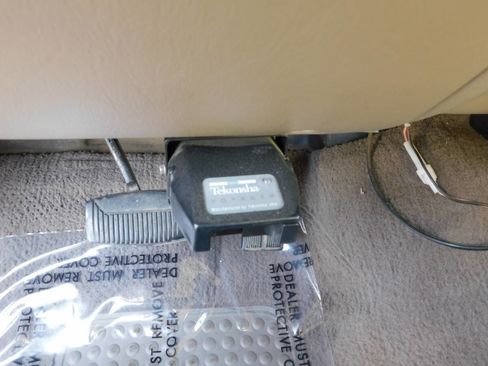 Used 2000 Ford F350 Lariat image 14