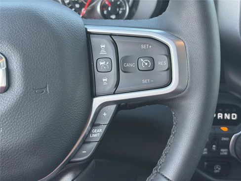 Used 2025 RAM 1500 Big Horn AWD/4WD image 25