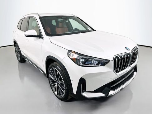 New 2026 BMW X1 xDrive28i w/ Technology Package image 3