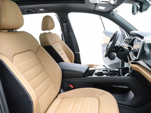 New 2026 Volkswagen Atlas Cross Sport SEL image 36