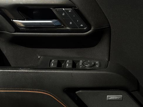 Used 2024 GMC Sierra 2500 AT4 w/ AT4 Premium Plus Package image 24