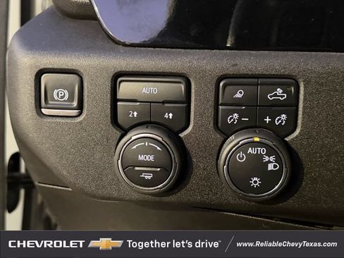 Used 2025 Chevrolet Silverado 1500 LT w/ Safety Package AWD/4WD image 26