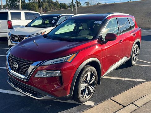 Used 2022 Nissan Rogue SL w/ SL Premium Package image 1