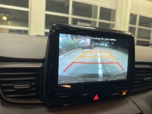 Used 2019 Hyundai Veloster Turbo image 9