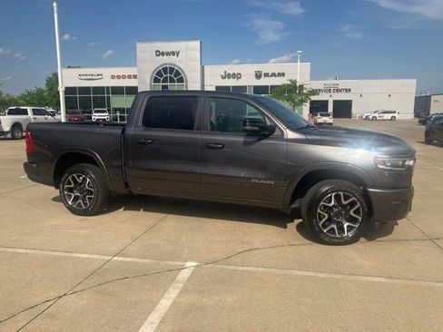 Used 2025 RAM 1500 Laramie w/ Sport Appearance Package AWD/4WD image 5