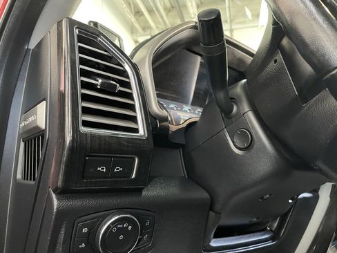 Used 2017 Ford F350 Lariat w/ Lariat Ultimate Package image 32