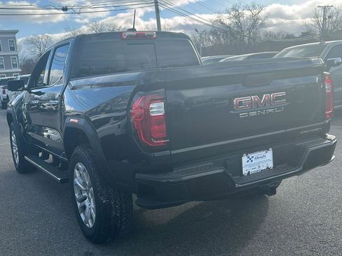 New 2026 GMC Canyon Denali image 4