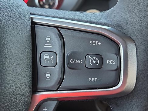 New 2026 RAM 1500 4x4 Crew Cab image 18