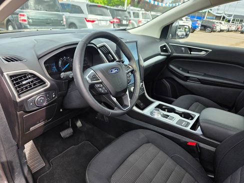 Used 2022 Ford Edge SEL w/ Convenience Package AWD/4WD image 9