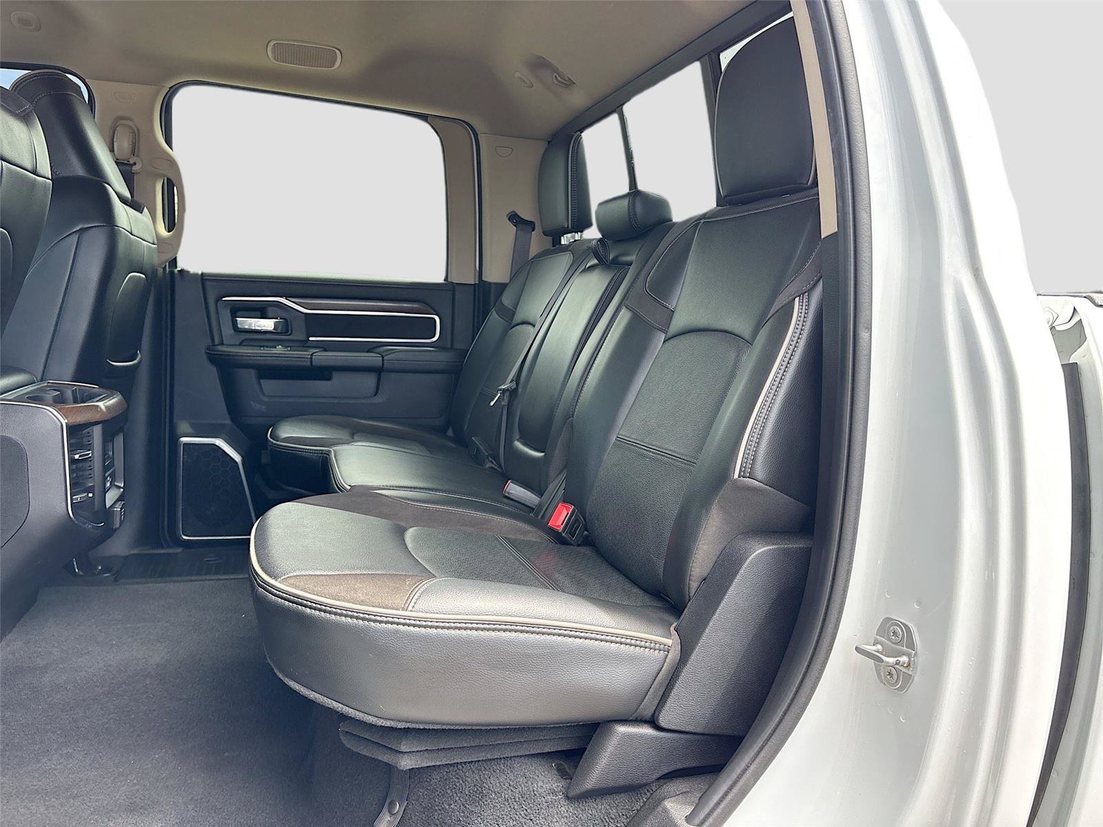 Used 2022 RAM 2500 Laramie AWD/4WD image 23