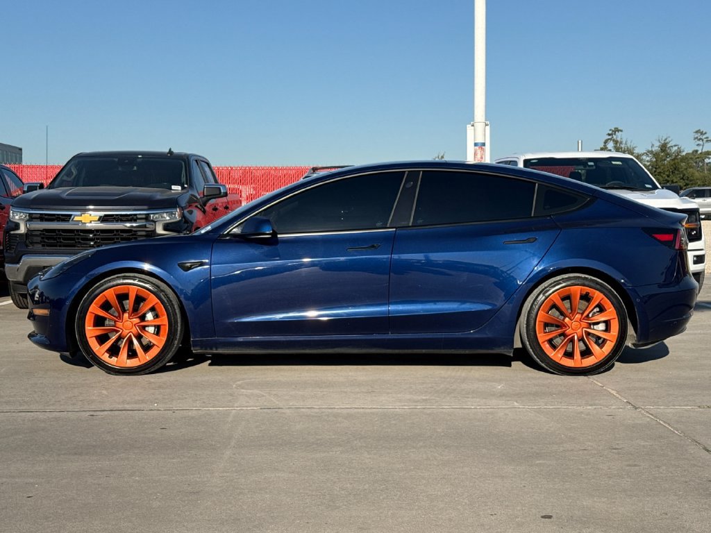 Used 2021 Tesla Model 3 Long Range AWD/4WD image 3
