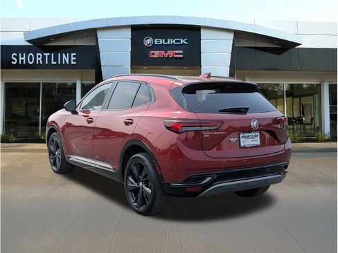 Used 2022 Buick Envision Essence w/ Technology Package II AWD/4WD image 5