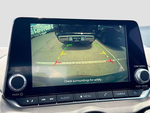 Used 2025 Nissan Sentra SV w/ All-Weather Package image 11