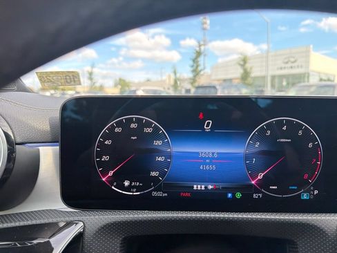 Used 2025 Mercedes-Benz CLA 250 4MATIC image 14