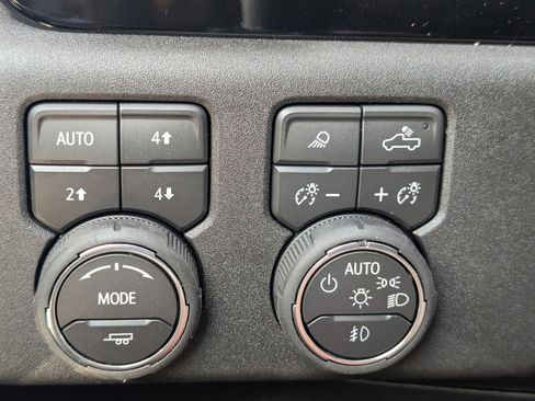 New 2026 Chevrolet Silverado 2500 LTZ w/ LTZ Premium Package image 11