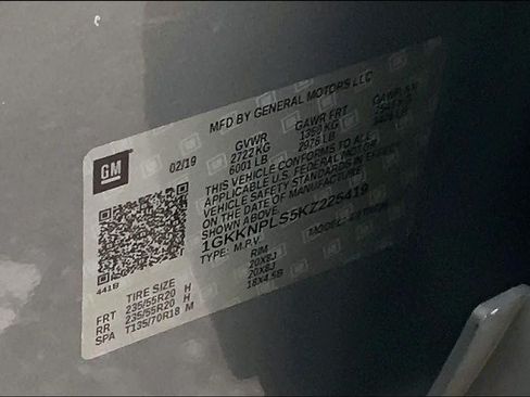 Used 2019 GMC Acadia Denali w/ Technology Package FWD image 31