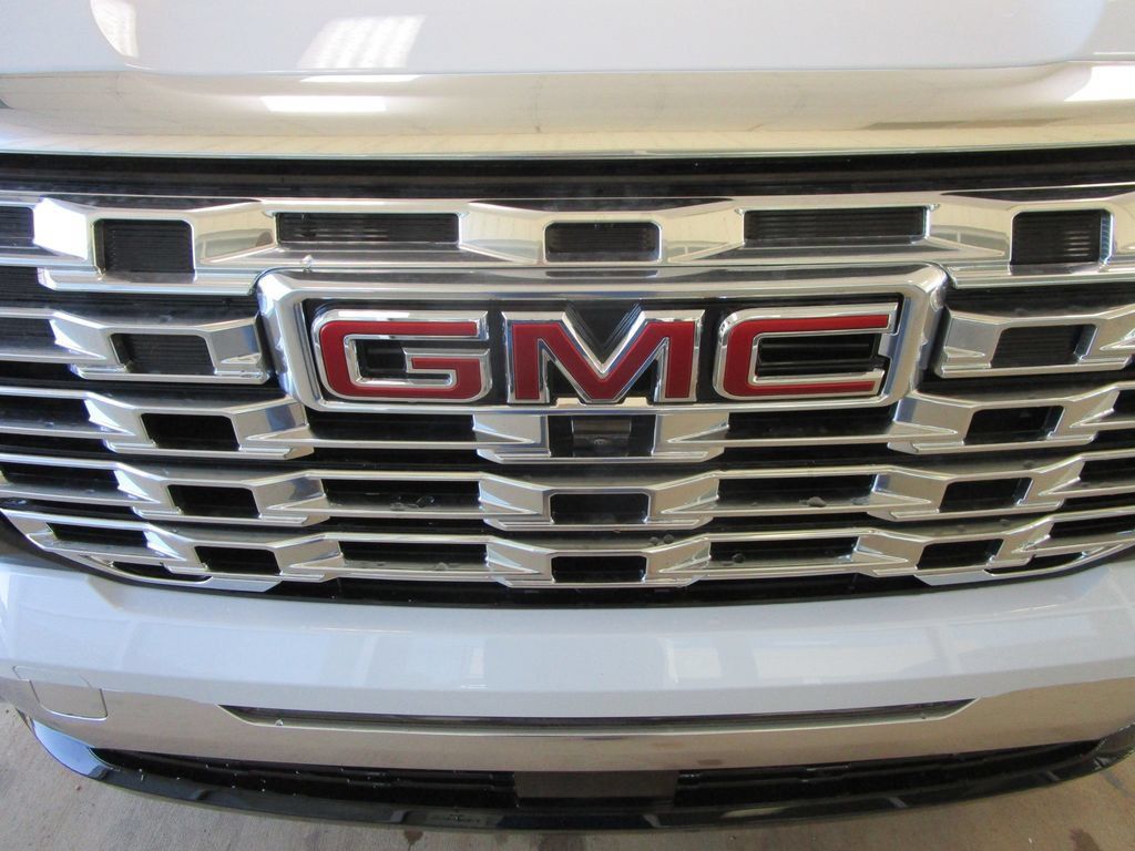 New 2027 GMC Terrain Denali AWD/4WD image 24