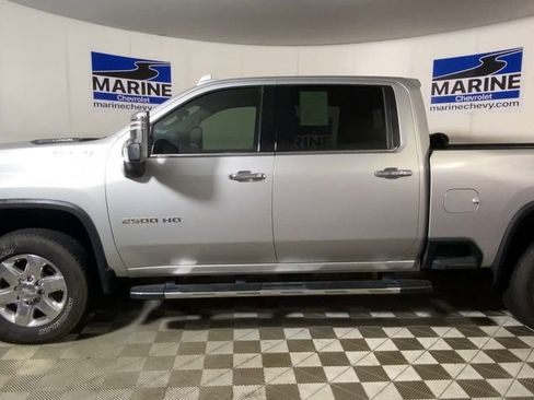 Used 2020 Chevrolet Silverado 2500 LTZ w/ LTZ Premium Package AWD/4WD image 7