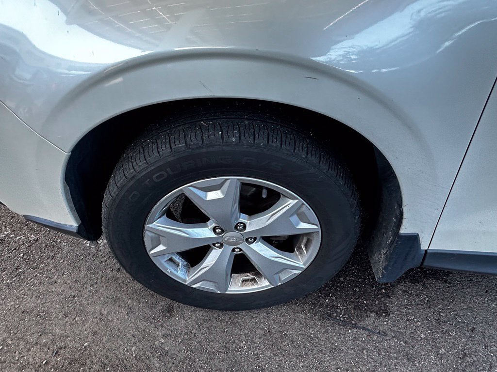 Used 2014 Subaru Forester 2.5i Touring AWD/4WD image 17