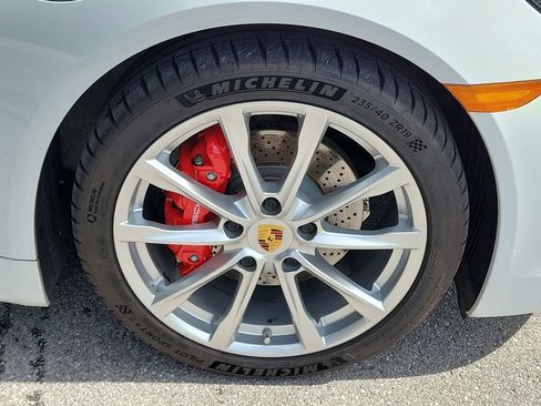 Certified 2019 Porsche 718 Cayman S RWD image 13