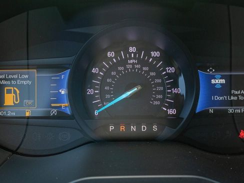 Used 2021 Ford Edge SE image 23