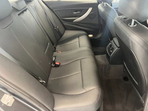 Used 2016 BMW 320i xDrive Sedan AWD/4WD image 38