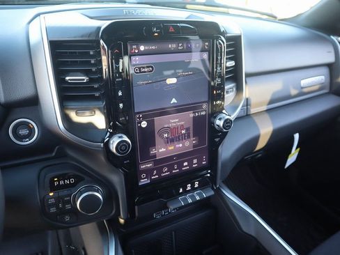 New 2026 RAM 1500 4x4 Crew Cab image 5