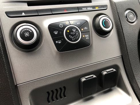 Used 2018 Ford Taurus Police Interceptor FWD image 27