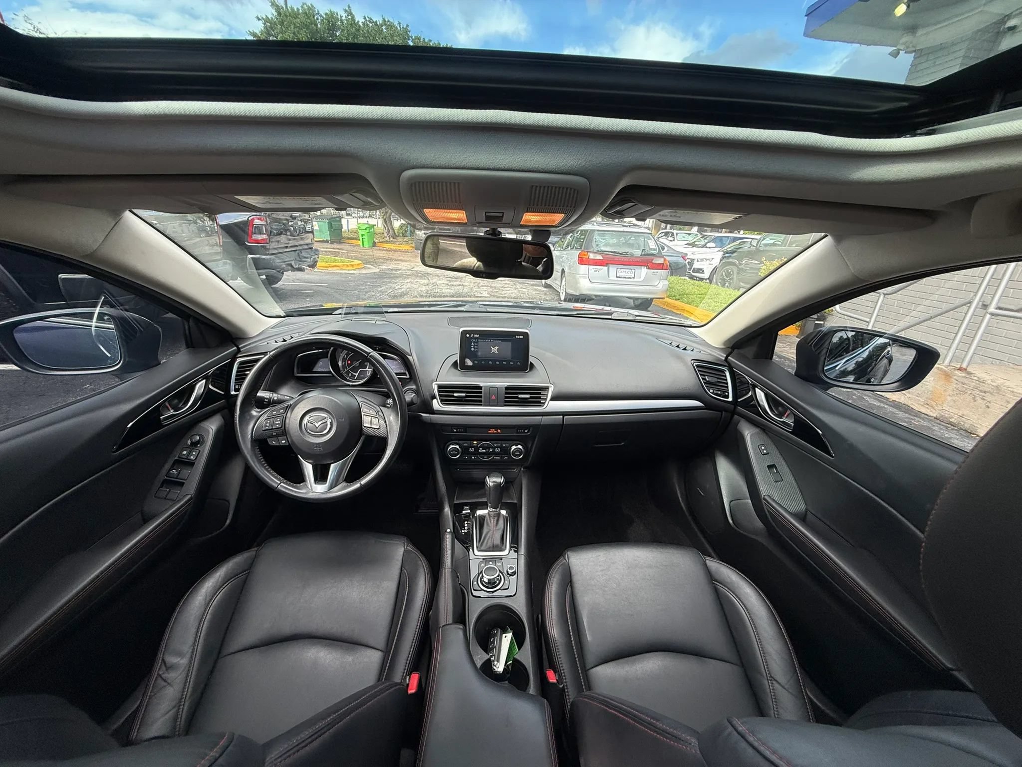 Used 2016 MAZDA MAZDA3 s Touring FWD image 19