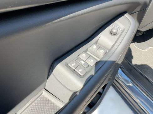 New 2025 Jeep Grand Cherokee L Laredo w/ Luxury Tech Group I image 12