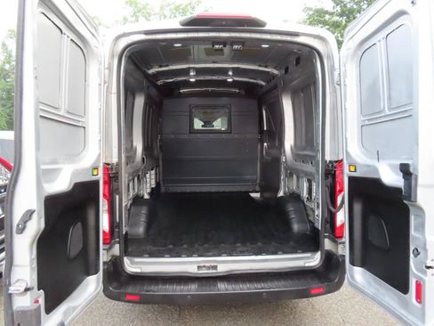 Used 2018 Ford Transit 150 130 Medium Roof RWD image 16
