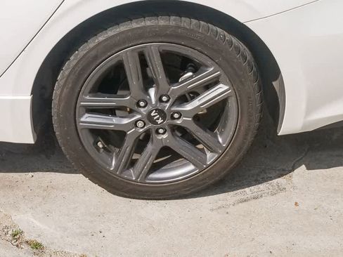 Used 2021 Kia Forte GT-Line image 6