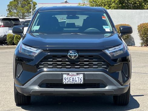 Certified 2024 Toyota RAV4 LE AWD/4WD image 10
