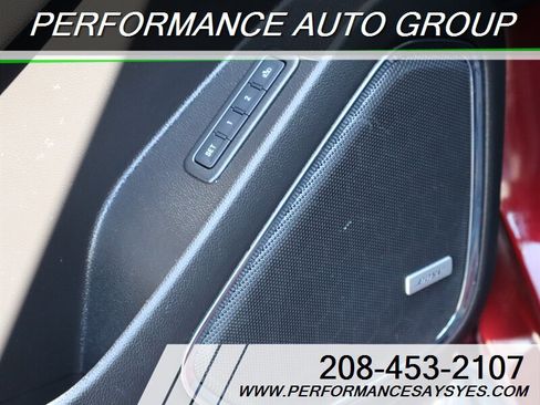 Used 2016 GMC Yukon XL Denali w/ Open Road Package AWD/4WD image 25