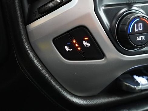 Used 2018 GMC Sierra 2500 SLT w/ Duramax Plus Package AWD/4WD image 33