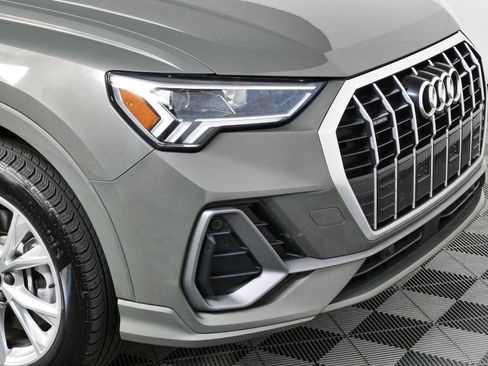 Used 2023 Audi Q3 2.0T Premium Plus AWD/4WD image 38