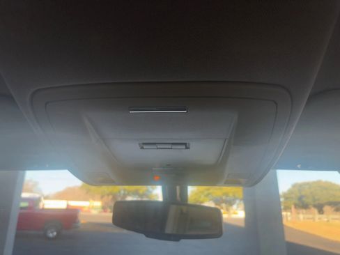 Used 2015 GMC Sierra 1500 SLE w/ SLE Value Package image 18