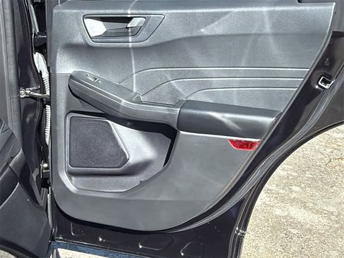 Used 2023 Ford Escape Active image 15