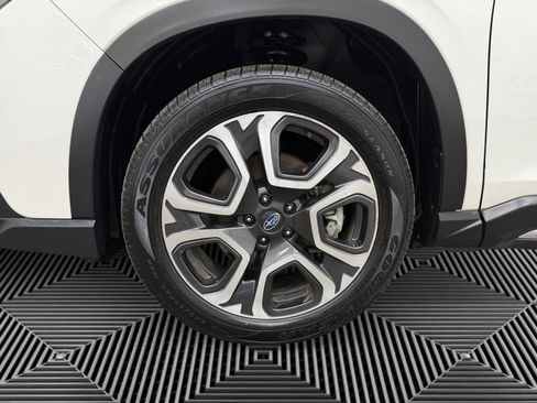 Used 2023 Subaru Ascent Touring image 14