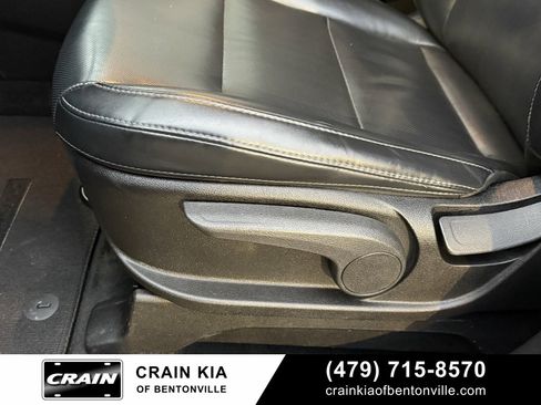 Used 2020 Kia Telluride LX image 12