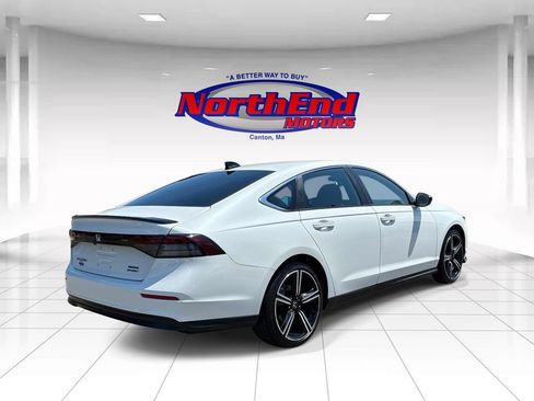 Used 2024 Honda Accord Sport image 7